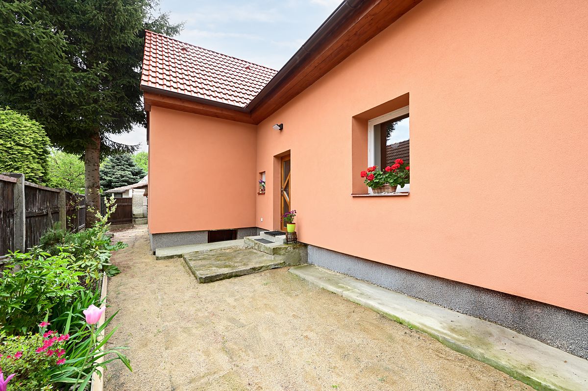 Prodej rodinného domu 123 m², pozemek 335 m² – fotografie 4