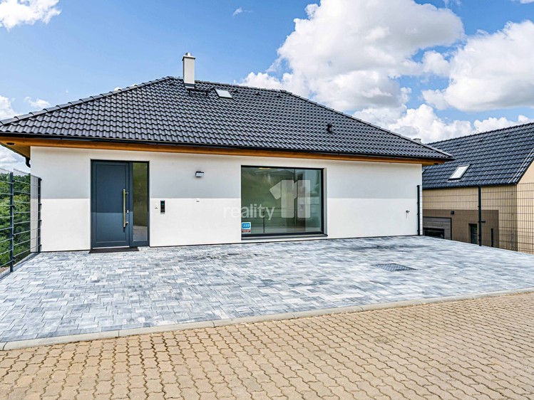 Prodej domu, 200 m² (55 z 55)