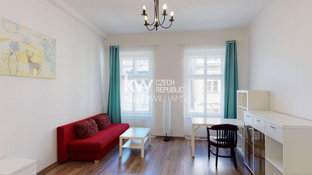 Pronájem bytu 1+1 42 m²