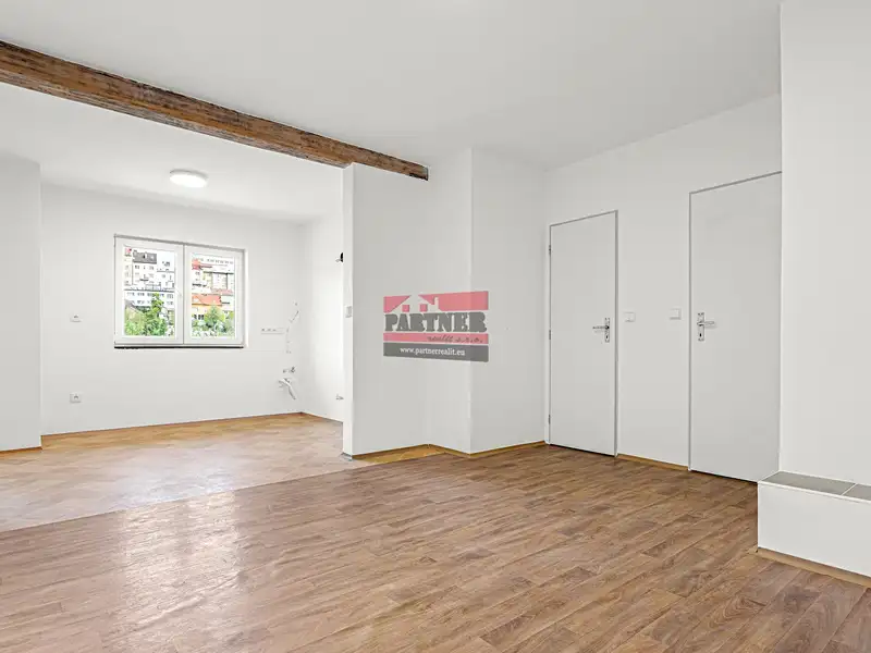 Prodej rodinného domu 231 m², pozemek 71 m², Tábor – náhled fotky 3