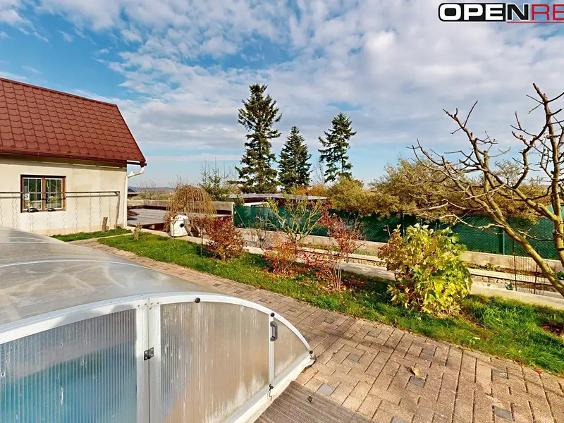 Prodej rodinného domu 360 m², pozemek 1096 m², Vyskytná nad Jihlavou – náhled fotky 3