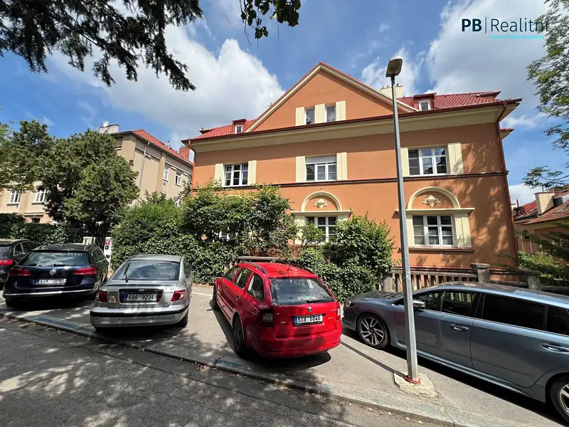 Prodej bytu 4+1 124 m², Praha – náhled fotky 3