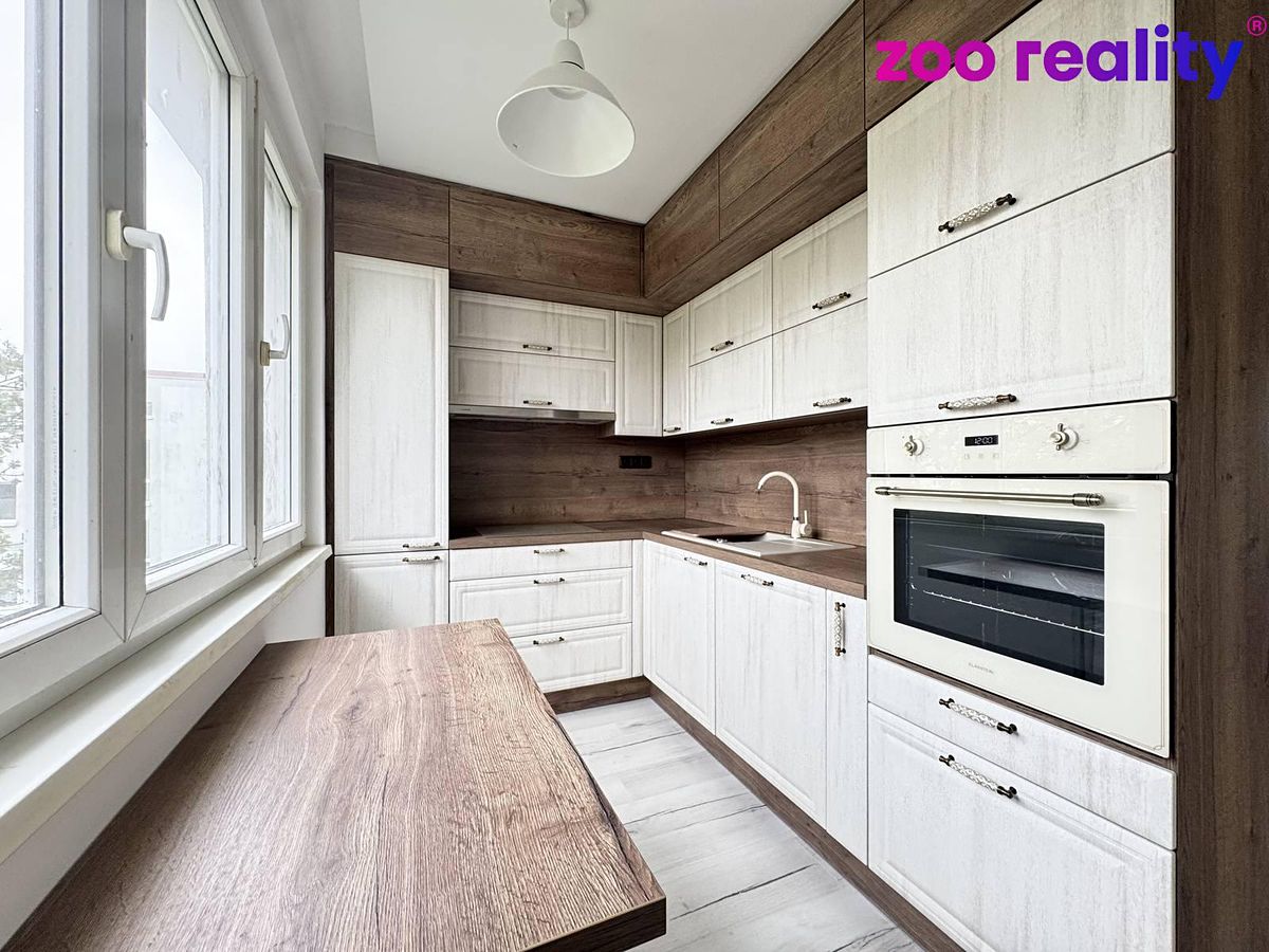 Pronájem bytu 2+1 52 m² – fotografie 2