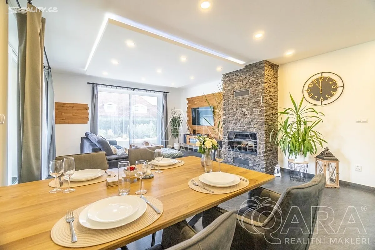 Prodej rodinného domu 180 m², pozemek 2181 m² – pohled 4