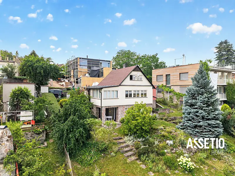 Prodej rodinného domu 124 m², pozemek 805 m², Černošice – náhled fotky 1