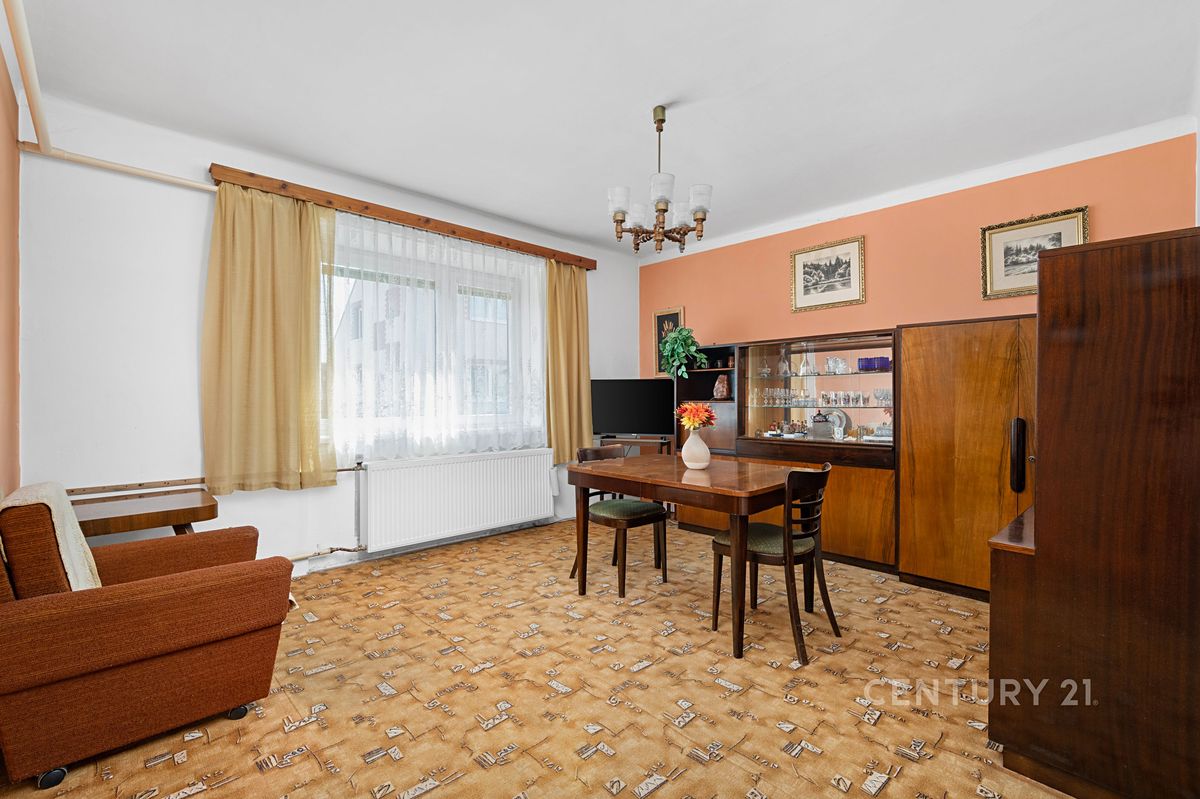 Prodej rodinného domu 75 m², pozemek 724 m² – fotografie 2