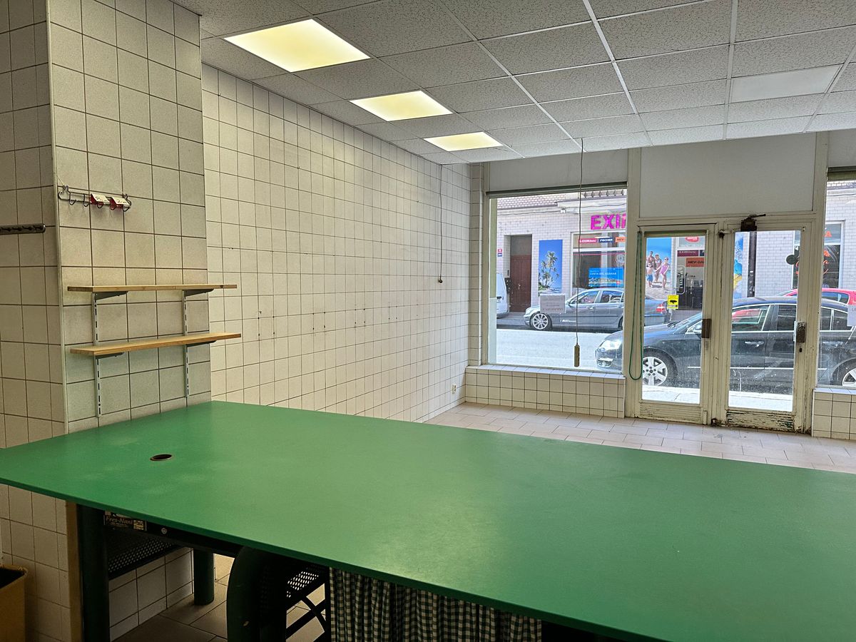 Pronájem obchodního prostoru 63 m² – fotografie 3