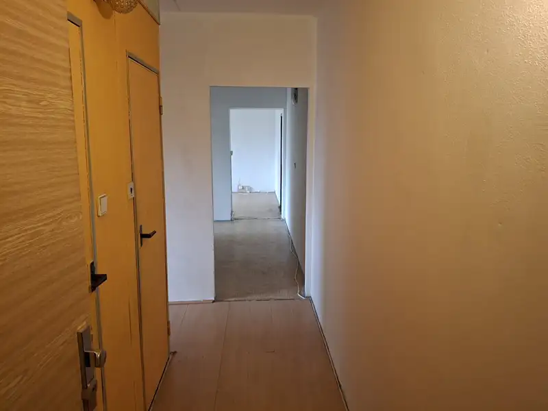 Prodej bytu 3+1 76 m², Cheb – náhled fotky 2