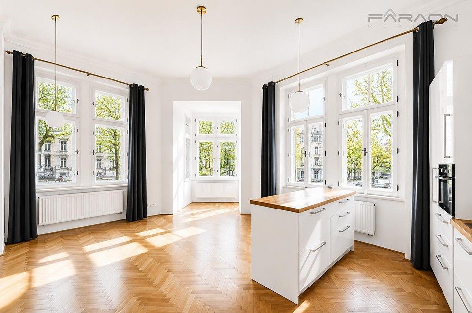 Pronájem bytu 4+kk 110 m²