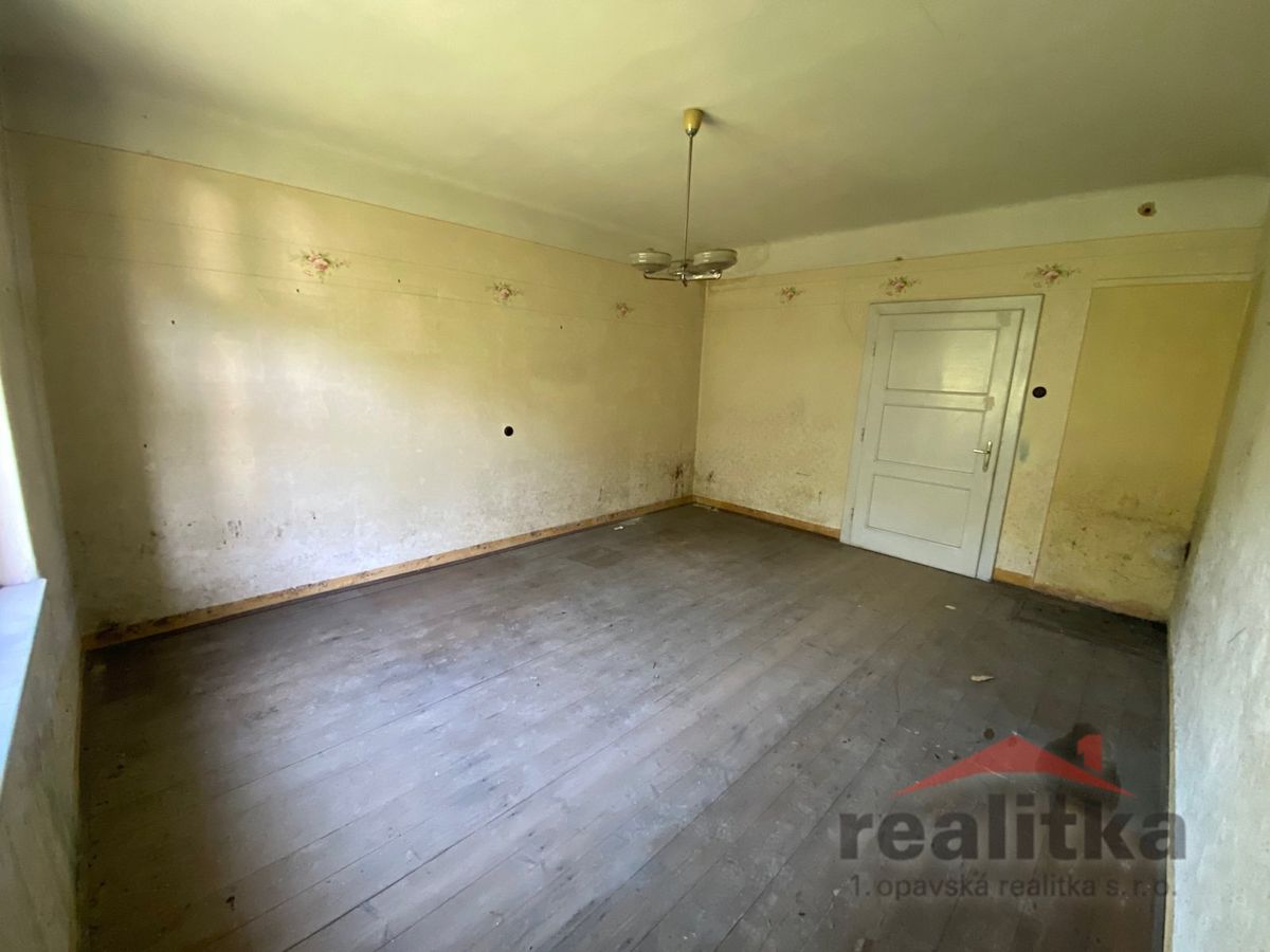Prodej rodinného domu 131 m², pozemek 1040 m² – fotografie 4