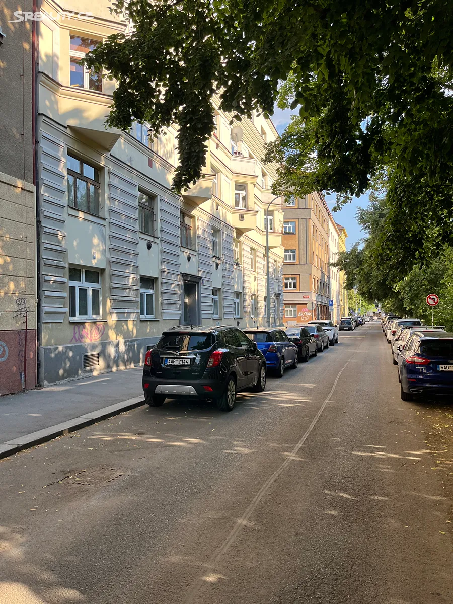 Prodej bytu 2+kk 47 m² – pohled 3
