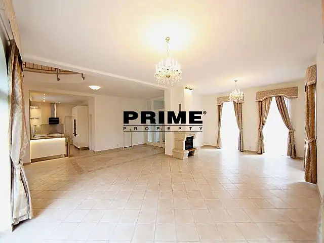 Pronájem rodinného domu 270 m², pozemek 484 m², Praha – náhled fotky 2