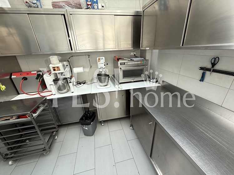 Pronájem komerčního prostoru, 225 m² (24 z 29)