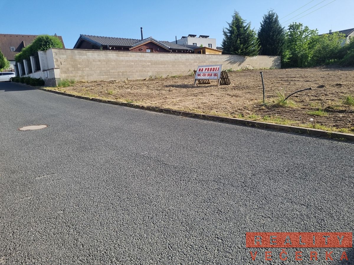 Prodej stavebního pozemku 640 m² – fotografie 4
