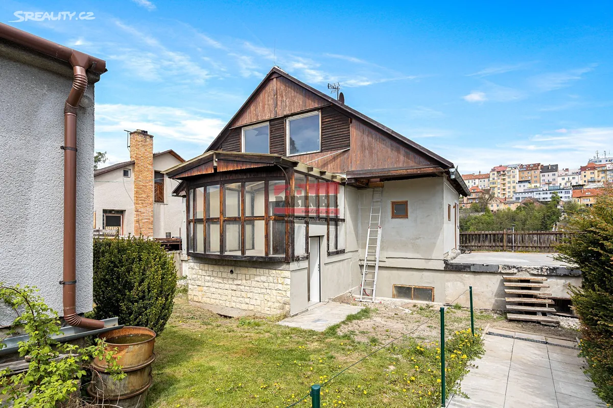 Prodej rodinného domu 231 m², pozemek 71 m² – pohled 5