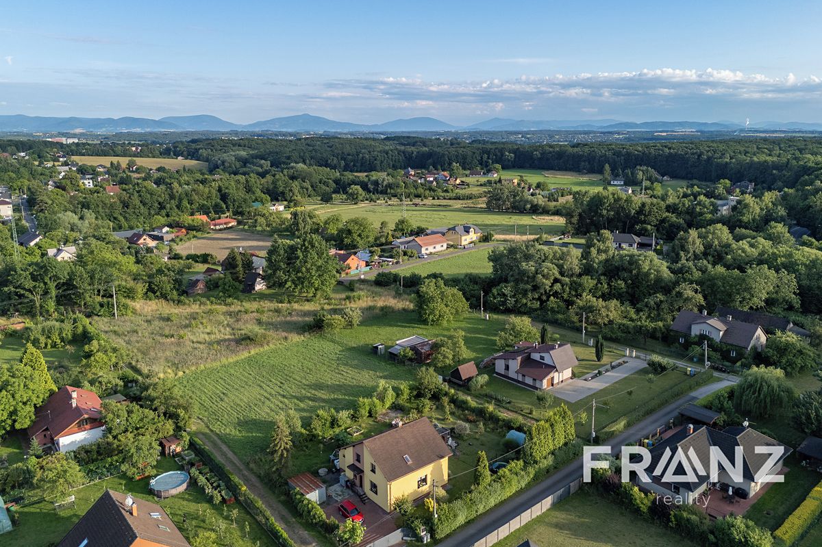 Prodej stavebního pozemku 947 m² – fotografie 3