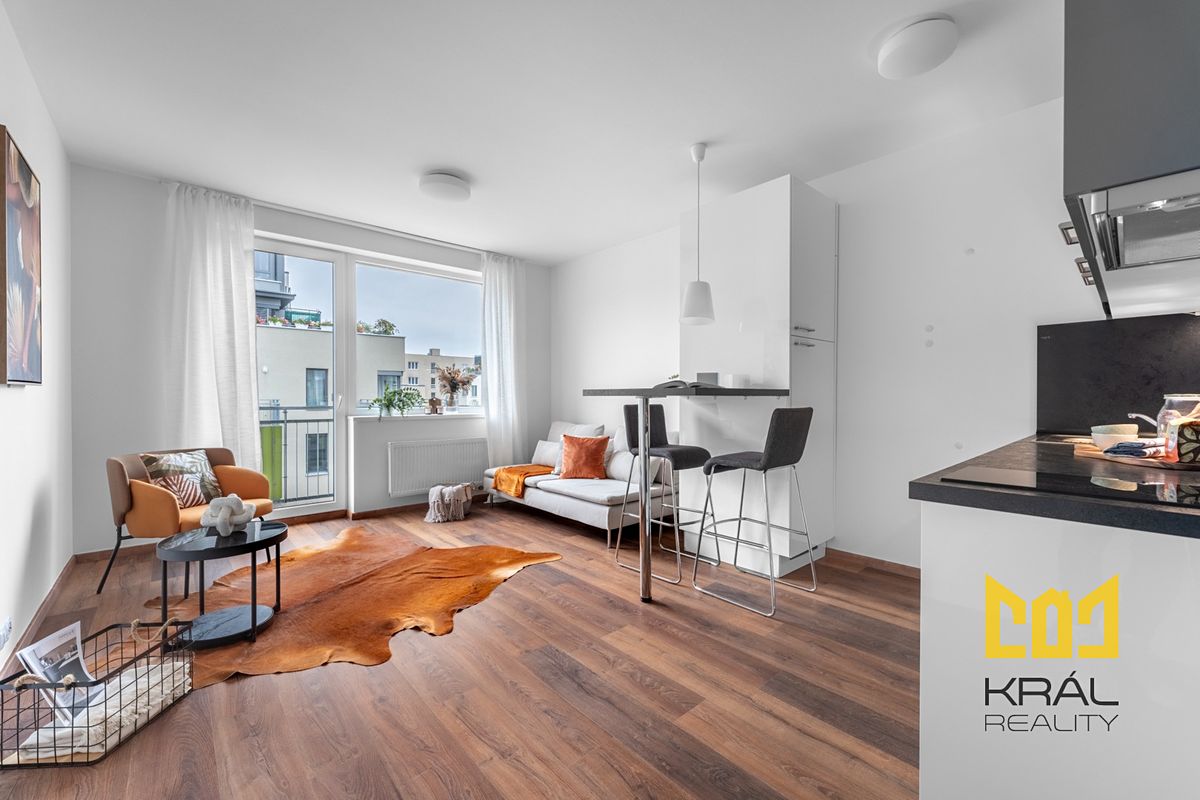 Pronájem bytu 1+kk 35 m²