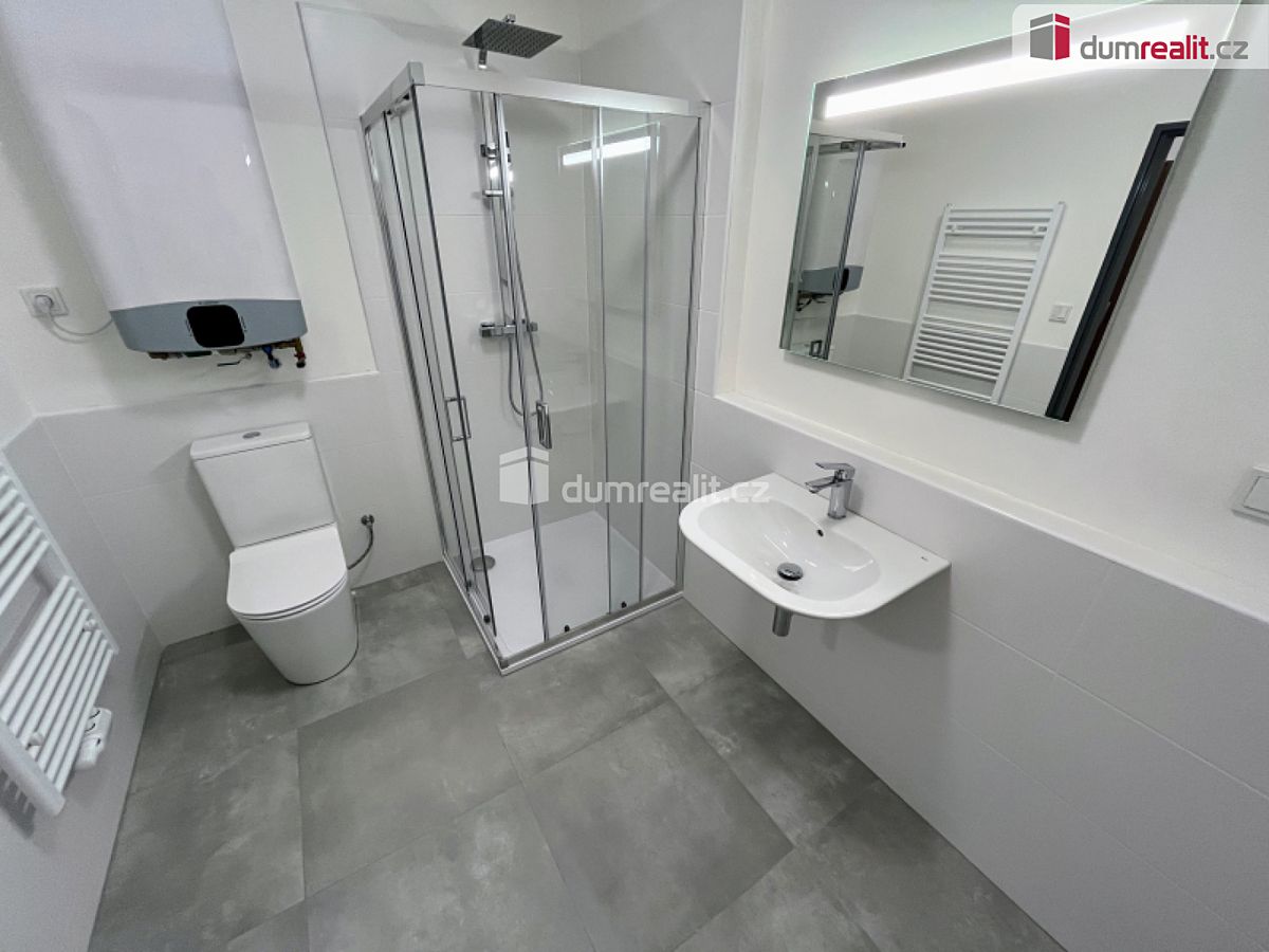 Pronájem bytu 2+kk 55 m² – fotografie 2