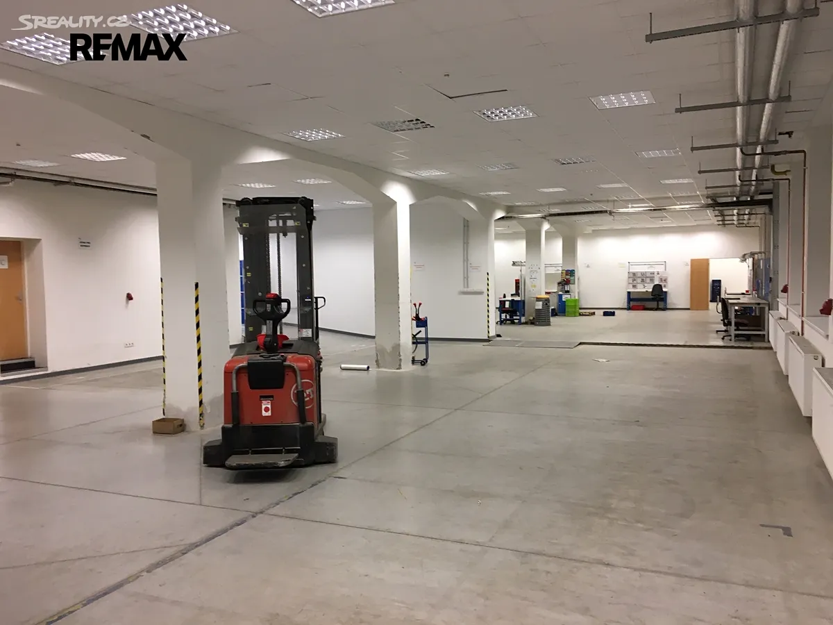 Pronájem skladového prostoru 206 m² – pohled 5