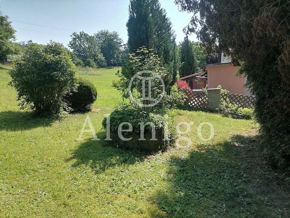 Prodej rodinného domu 285 m², pozemek 484 m² – fotografie 5