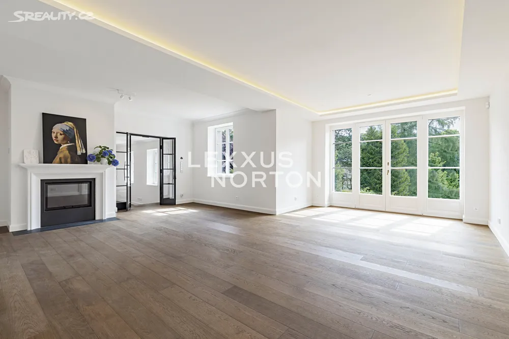 Prodej vily 253 m², pozemek 2005 m², Praha