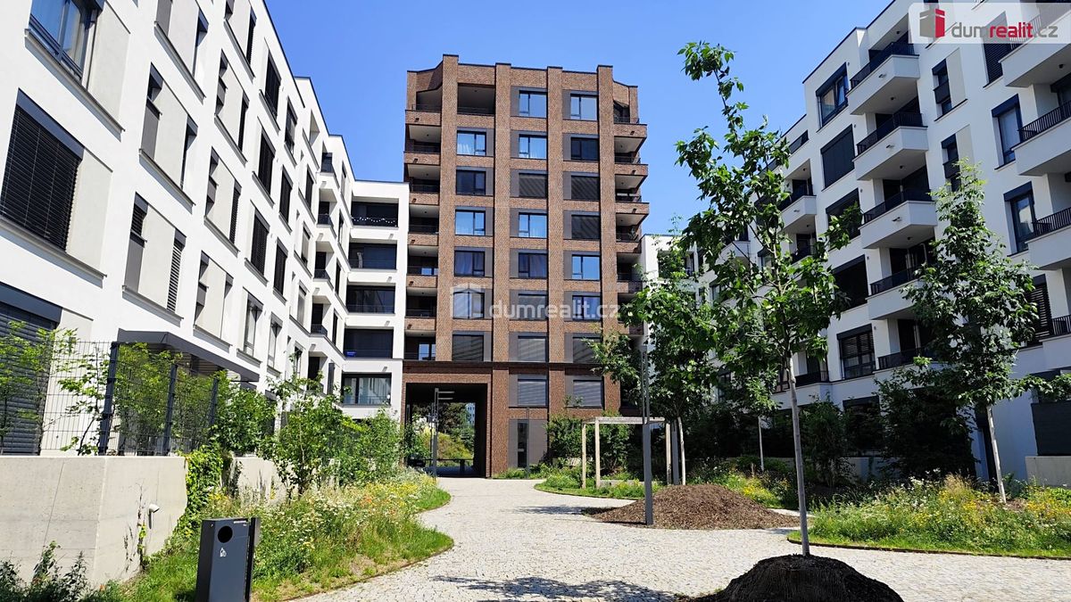 Pronájem bytu 2+kk 44 m²