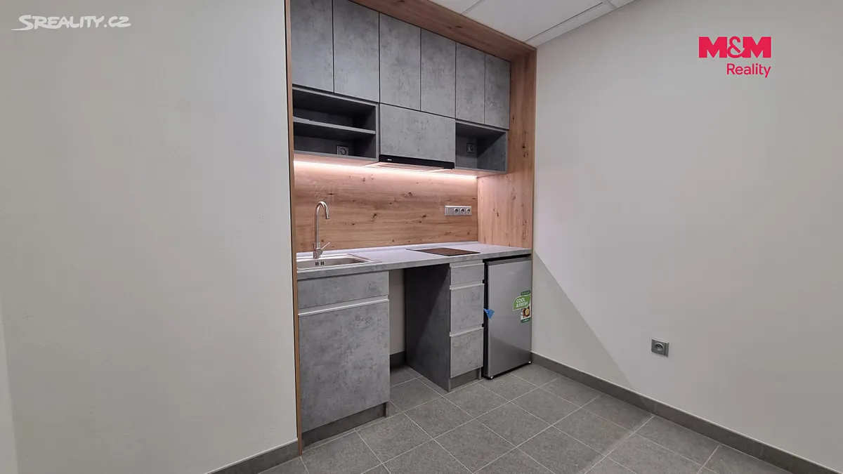 Pronájem kanceláře 66 m² – pohled 5