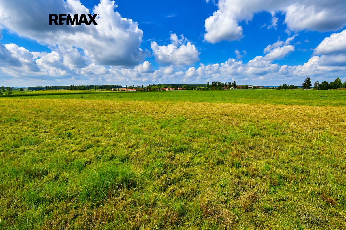 Prodej stavebního pozemku 4580 m²