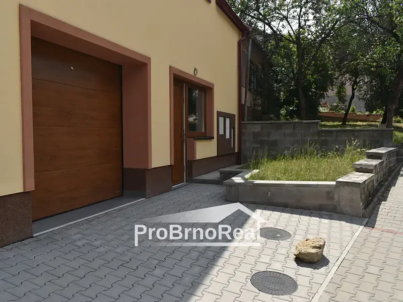 Prodej rodinného domu 96 m², pozemek 95 m², Prace – náhled fotky 3