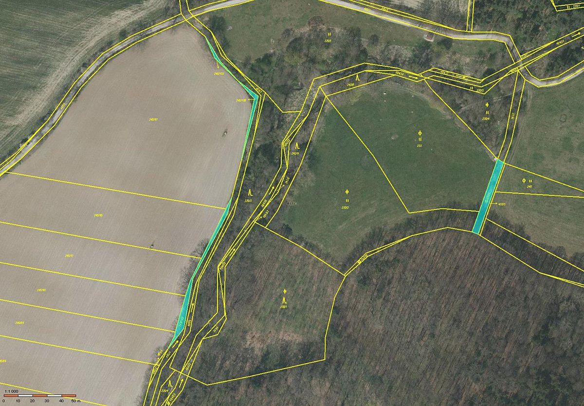 Prodej pole 1760 m², Čejetice – fotka 1 z 3