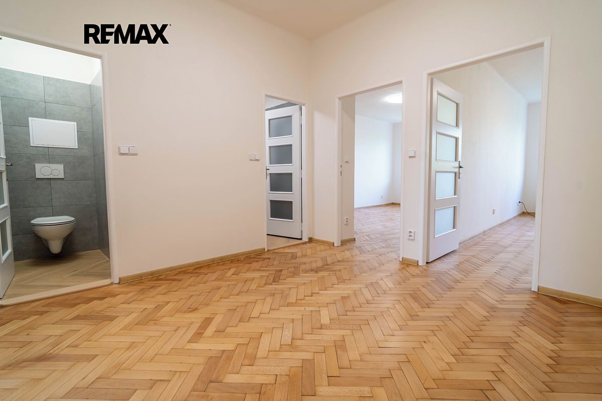 Pronájem bytu 2+1 75 m² (Jednopodlažní)