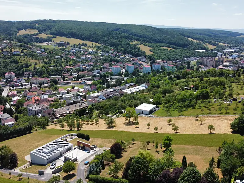 Prodej stavebního pozemku 4416 m², Luhačovice – náhled fotky 2