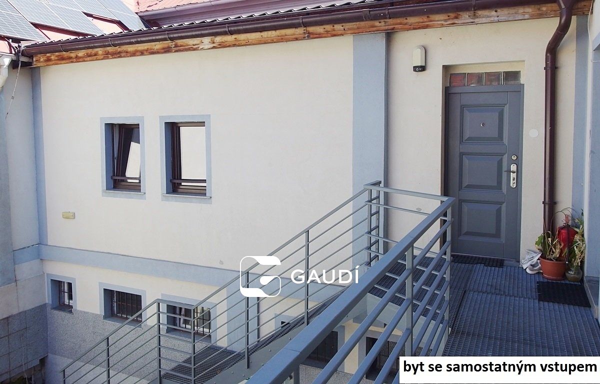 Pronájem bytu 1+kk 37 m²