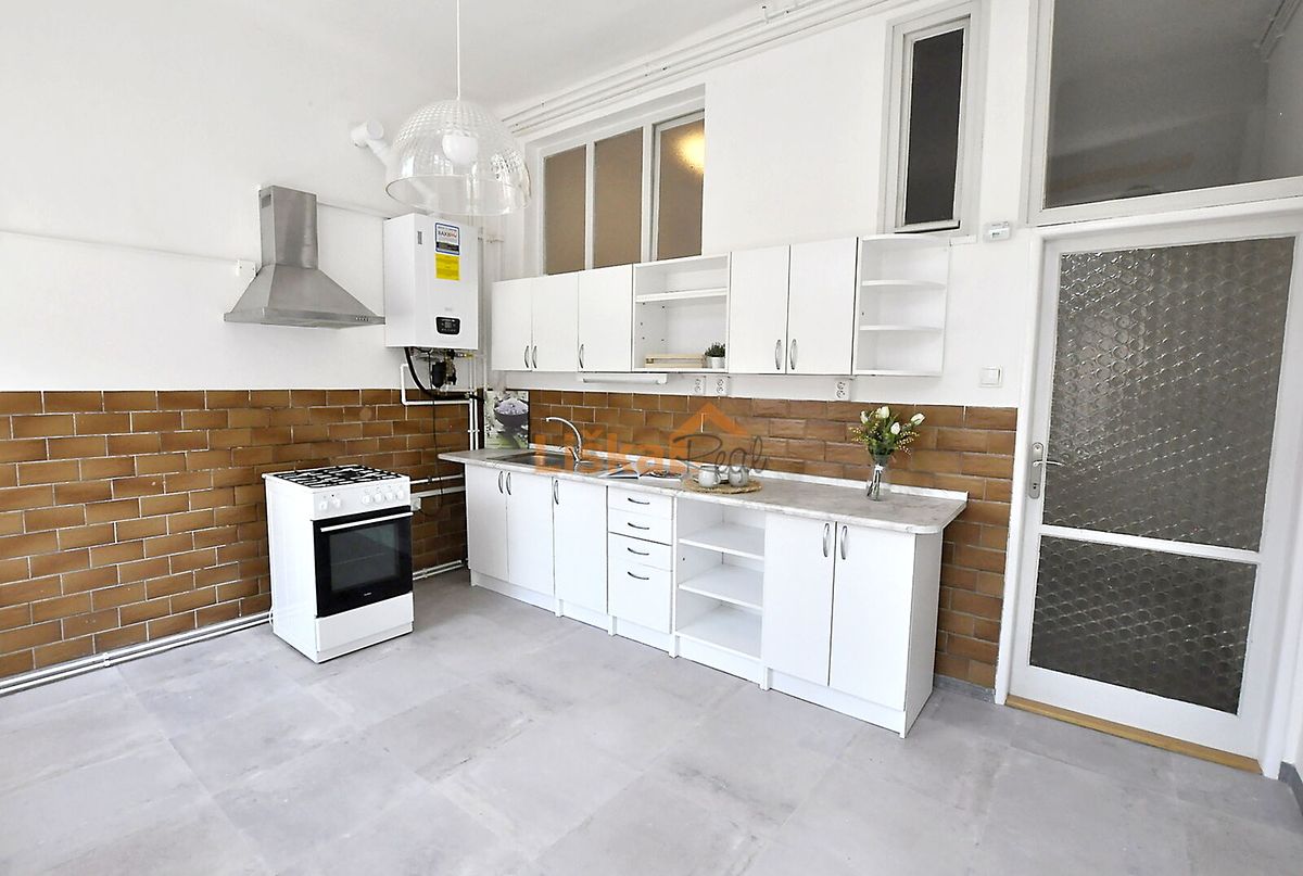Pronájem bytu 2+1 93 m²