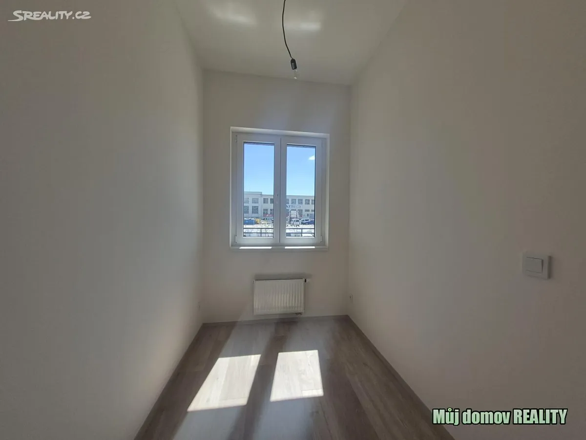 Pronájem bytu 2+kk 56 m², Praha
