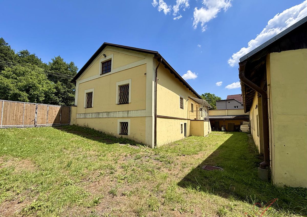 Prodej výrobní haly, prostoru 400 m² – fotografie 3