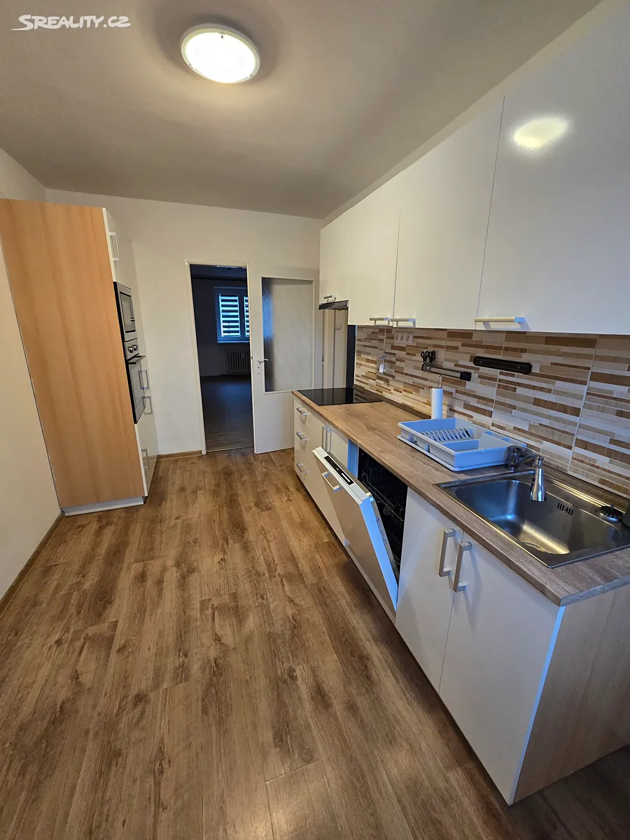 Pronájem bytu 2+1 60 m², Ostrava