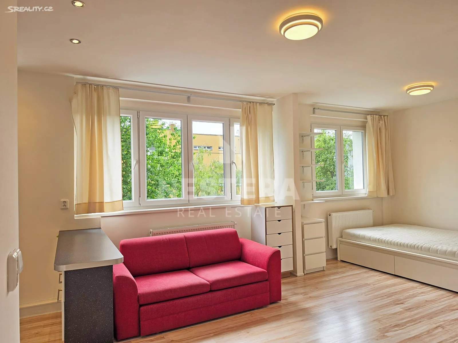 Pronájem bytu 1+kk 41 m²