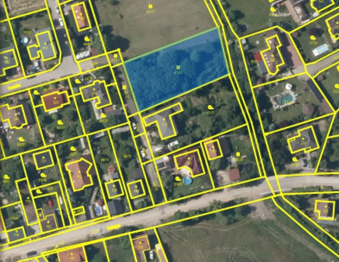 Prodej stavebního pozemku 1669 m²