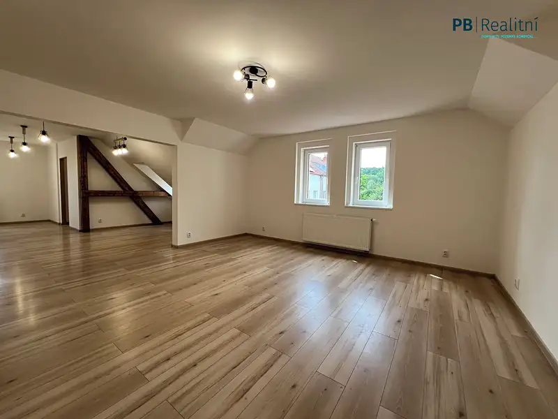 Prodej bytu 4+1 124 m², Praha – náhled fotky 2