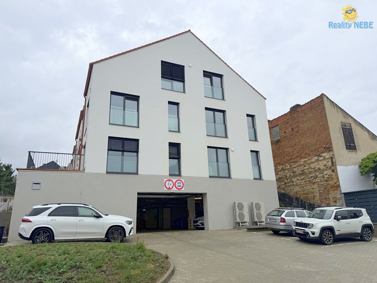 Pronájem bytu 1+kk 22 m²
