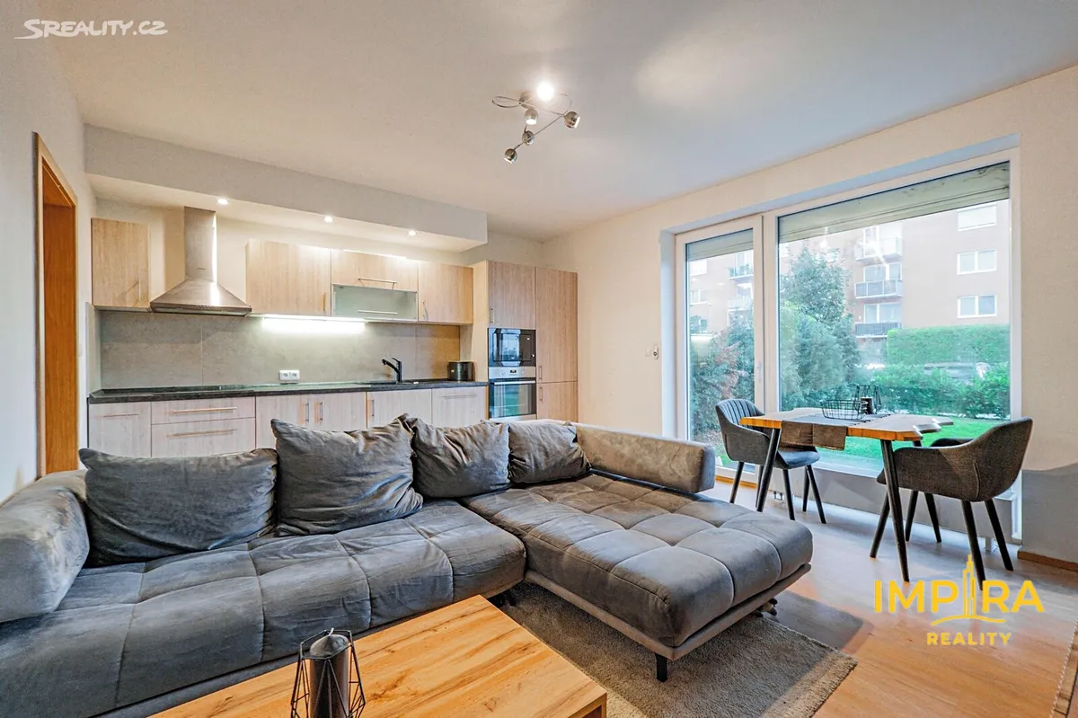 Pronájem bytu 2+kk 45 m², Ječná