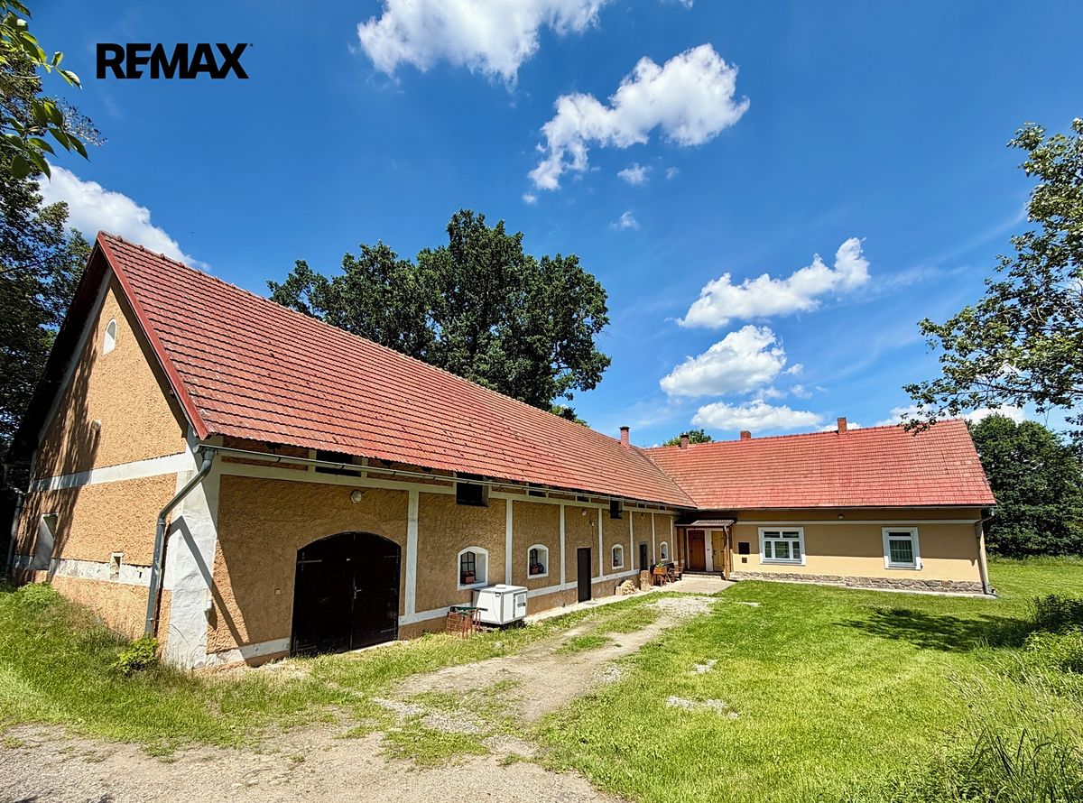 Prodej zemědělské usedlosti 421 m², pozemek 11207 m²