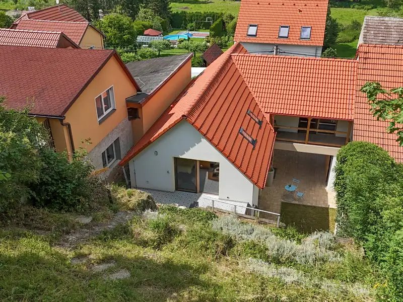 Prodej rodinného domu 130 m², pozemek 380 m², Choteč – náhled fotky 3