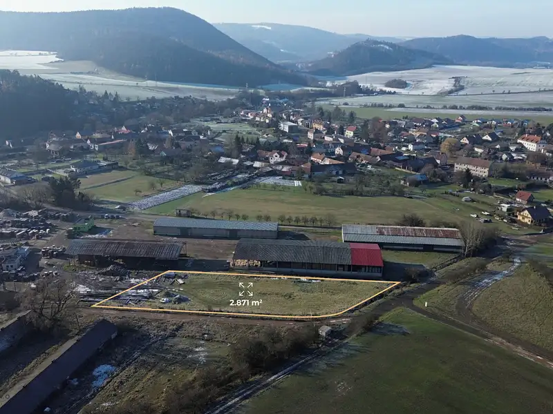 Pronájem komerčního pozemku 2871 m², Lomnička – náhled fotky 1