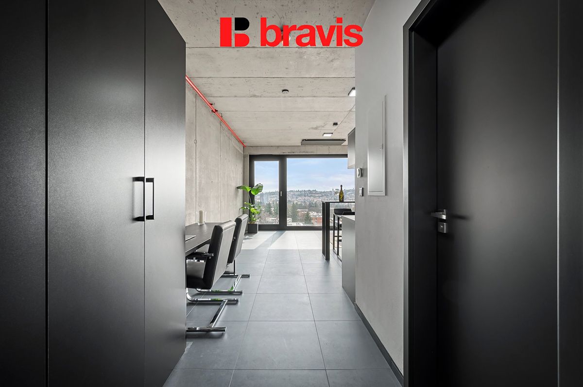 Pronájem bytu 2+kk 41 m² – fotografie 5