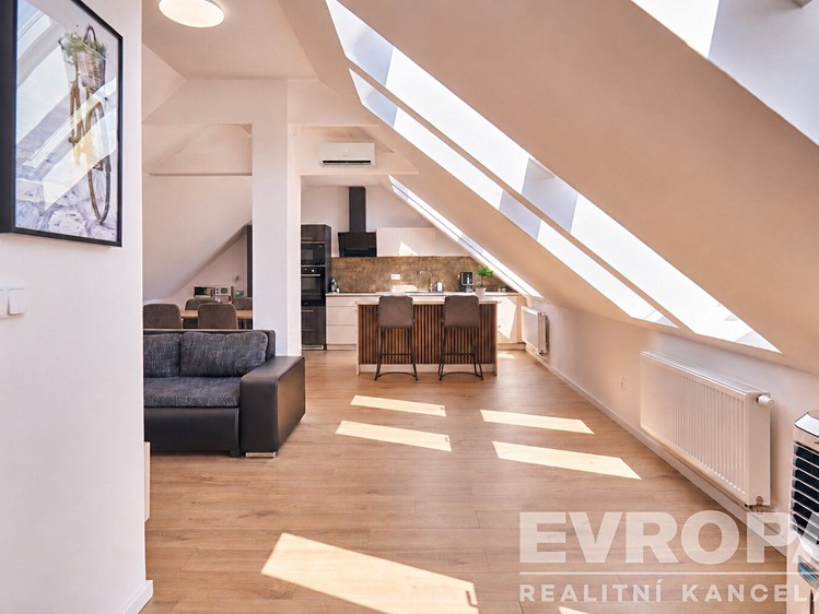 Wohnung 3+kk zum Kauf, 95 m² (3 von 23)