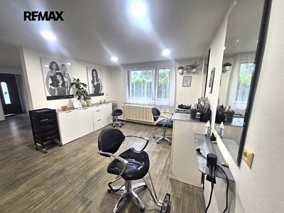 Pronájem obchodního prostoru 67 m²