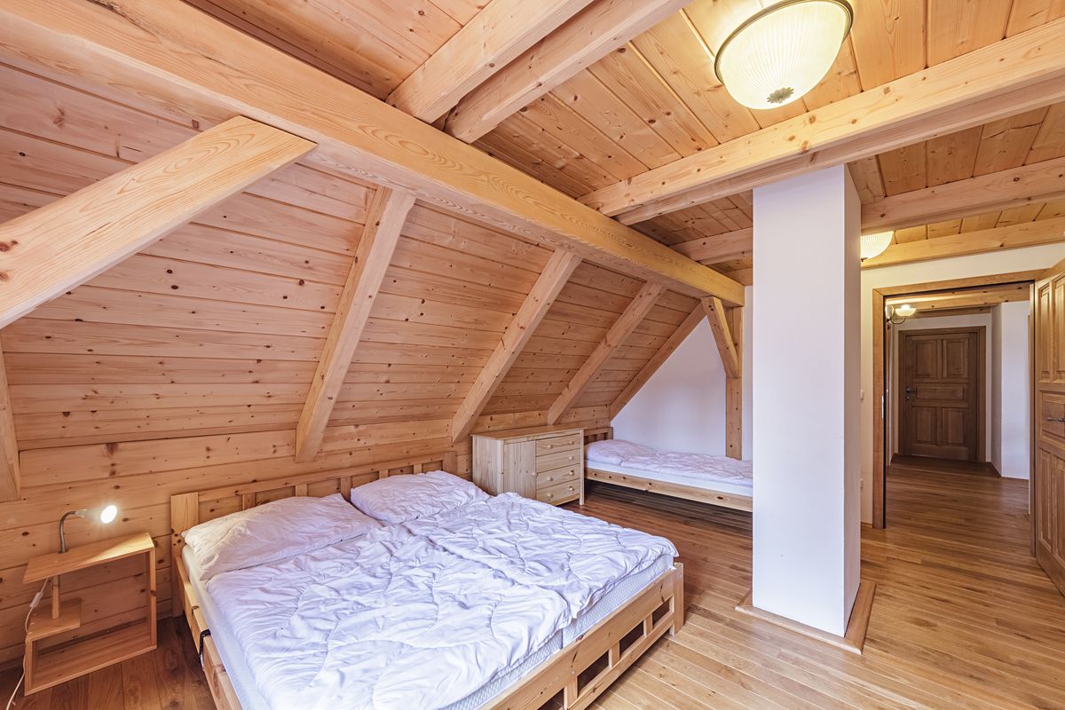 Prodej chalupy 210 m², pozemek 950 m² – fotografie 2