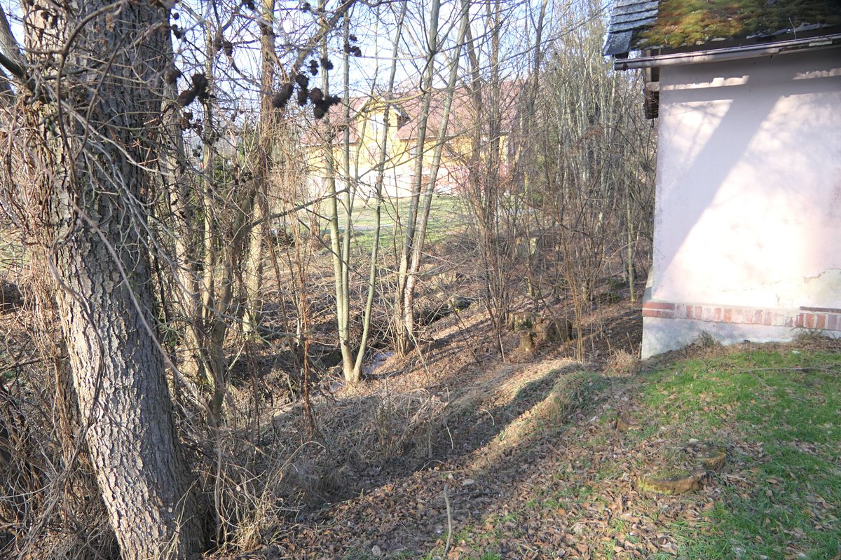 Prodej pozemku 471 m² – fotografie 3